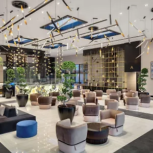 5* فندق Radisson Aliaga
